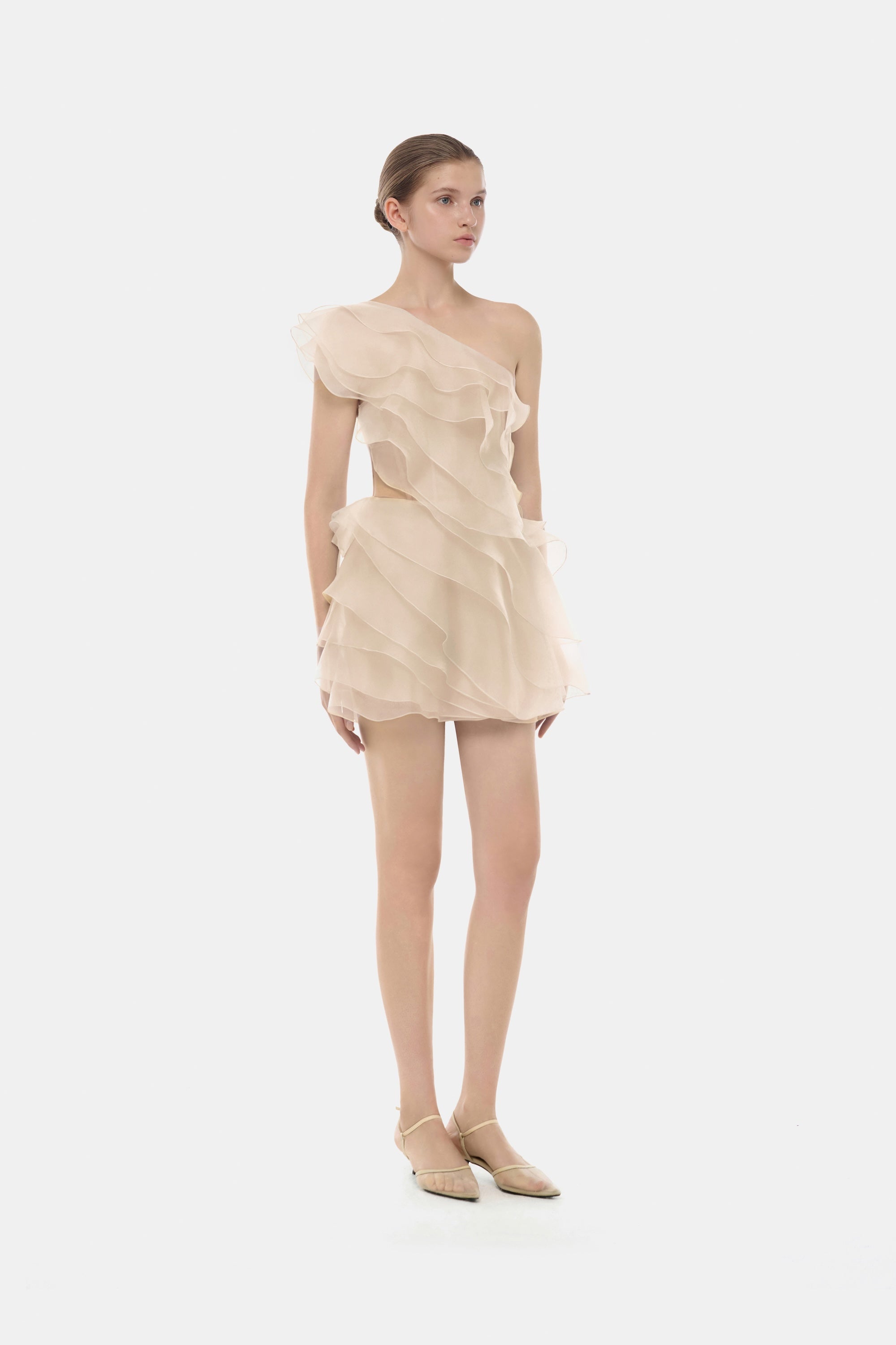 Beige Ruffle One-Shoulder Mini Dress M Beige Ruffle One-Shoulder Mini Dress M