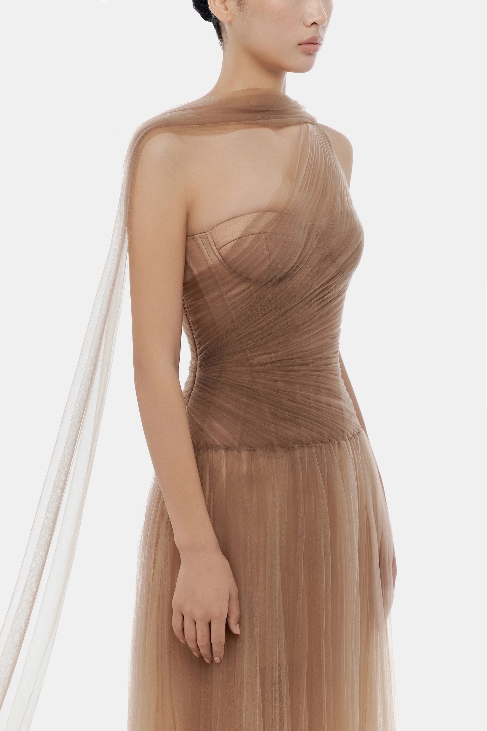 Elegant brown gown MontT1278556