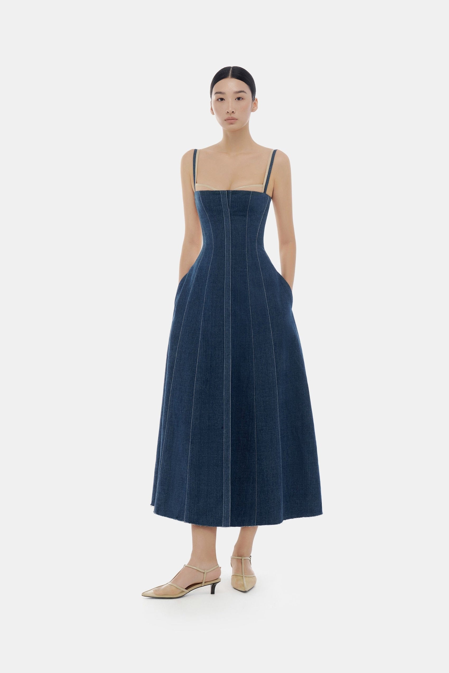 Montt114106 denim midi dress on model