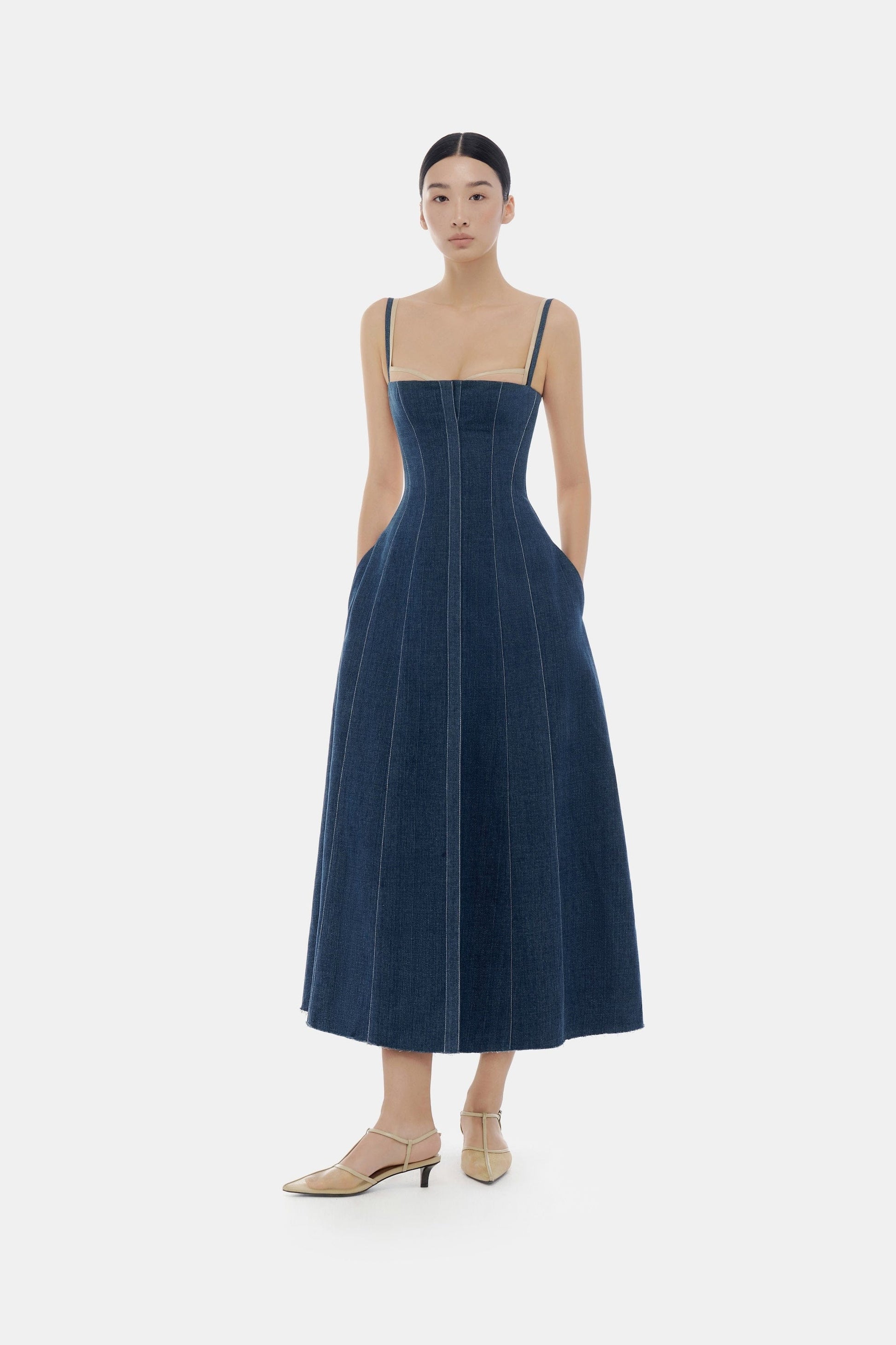Montt114106 denim midi dress on model