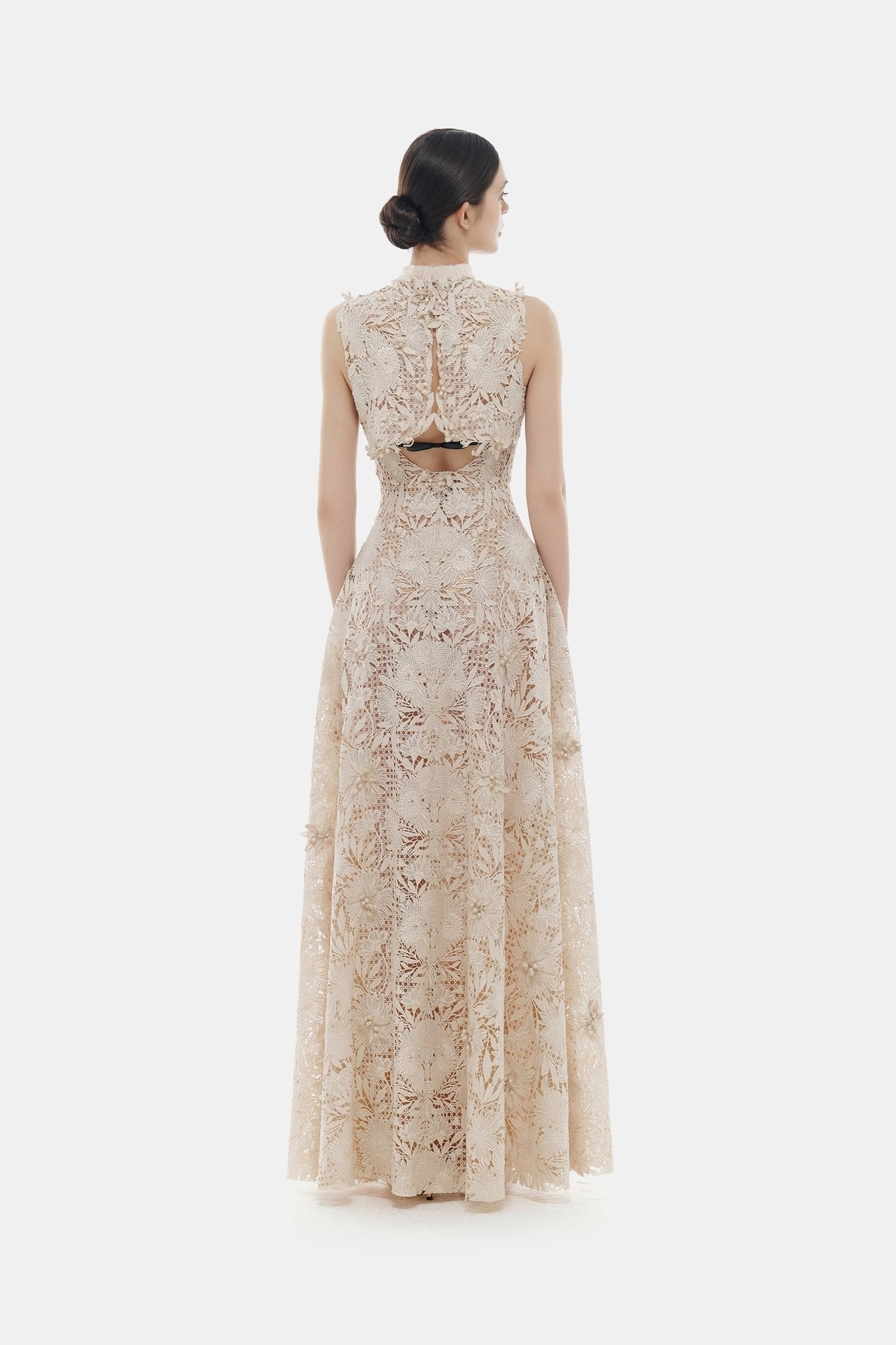 Beige Flower Beaded Maxi Dress L Beige Flower Beaded Maxi Dress L