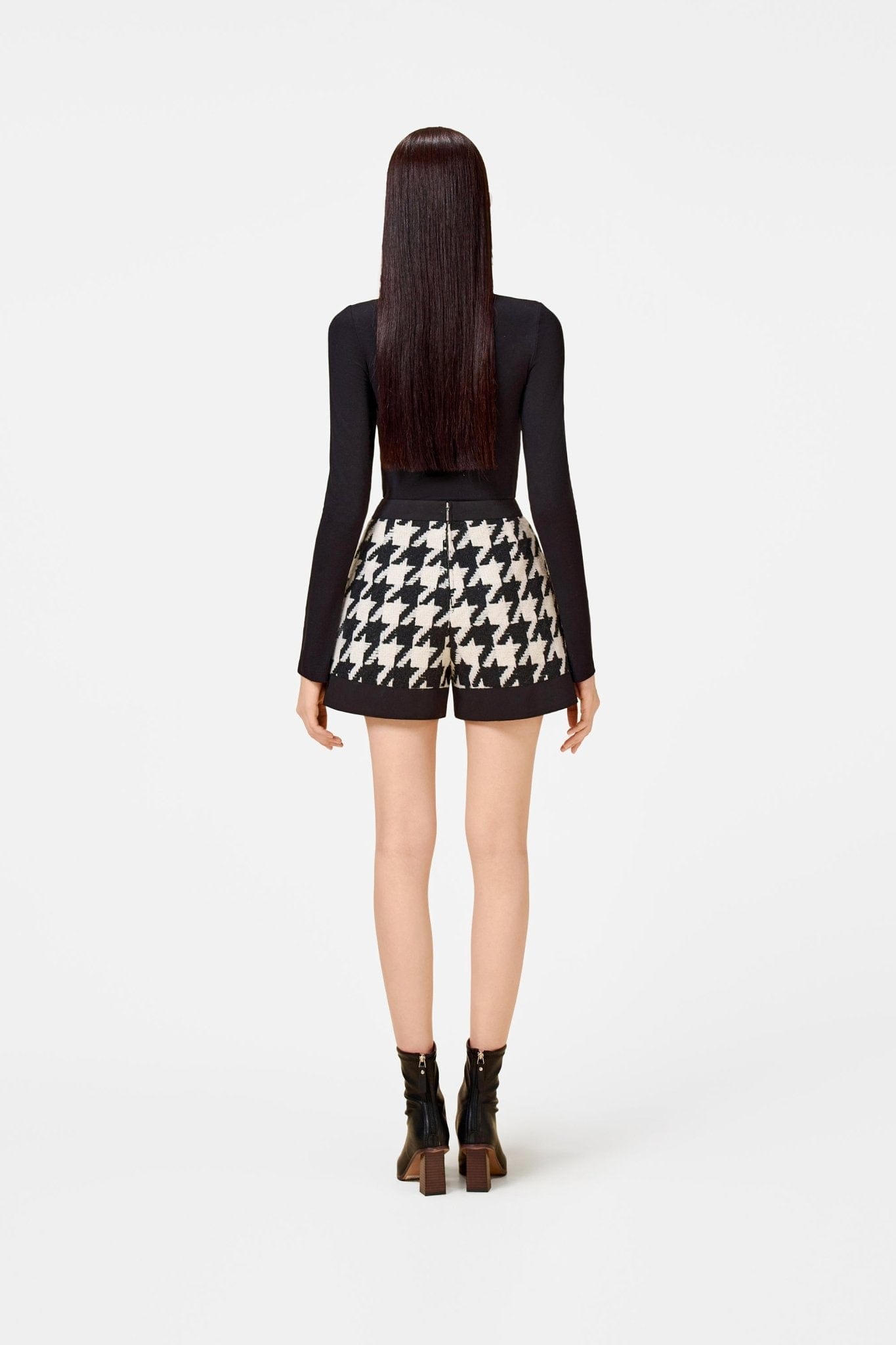 Black and White Houndstooth Shorts - Montsand
