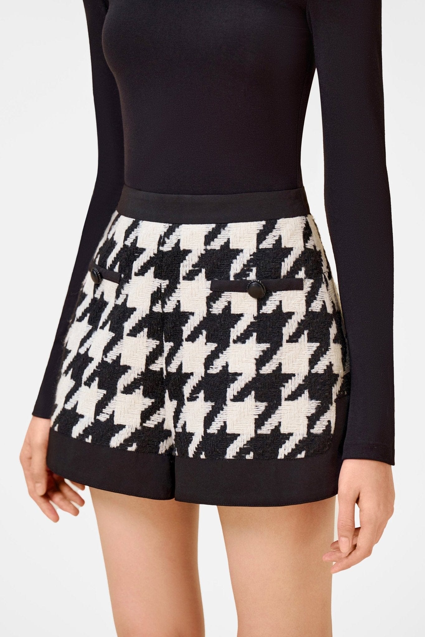 Black and White Houndstooth Shorts - Montsand