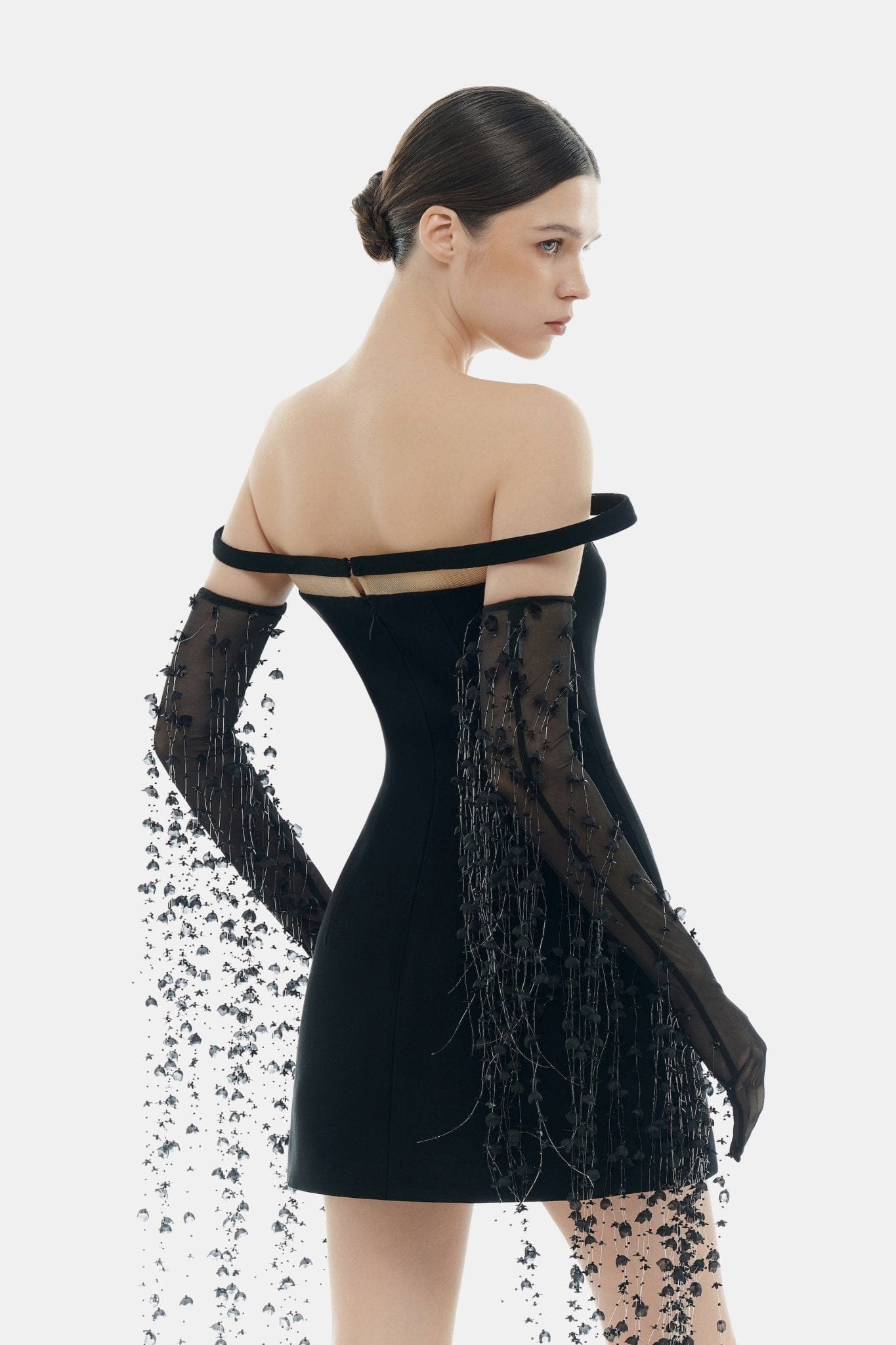 Black Flowers Gloves - Montsand