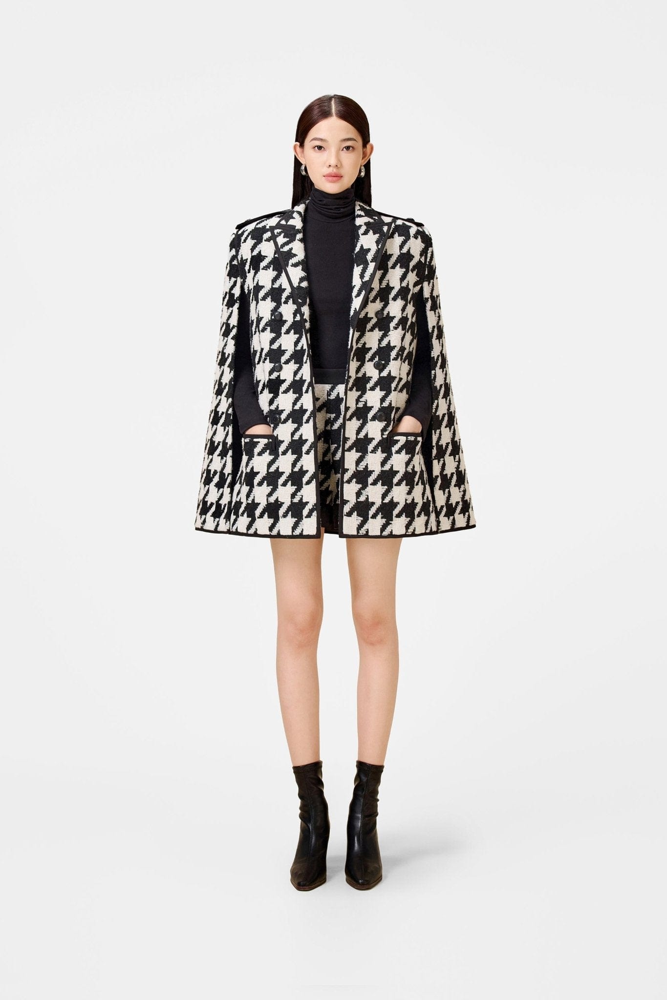 Black Houndstooth Cape - Montsand