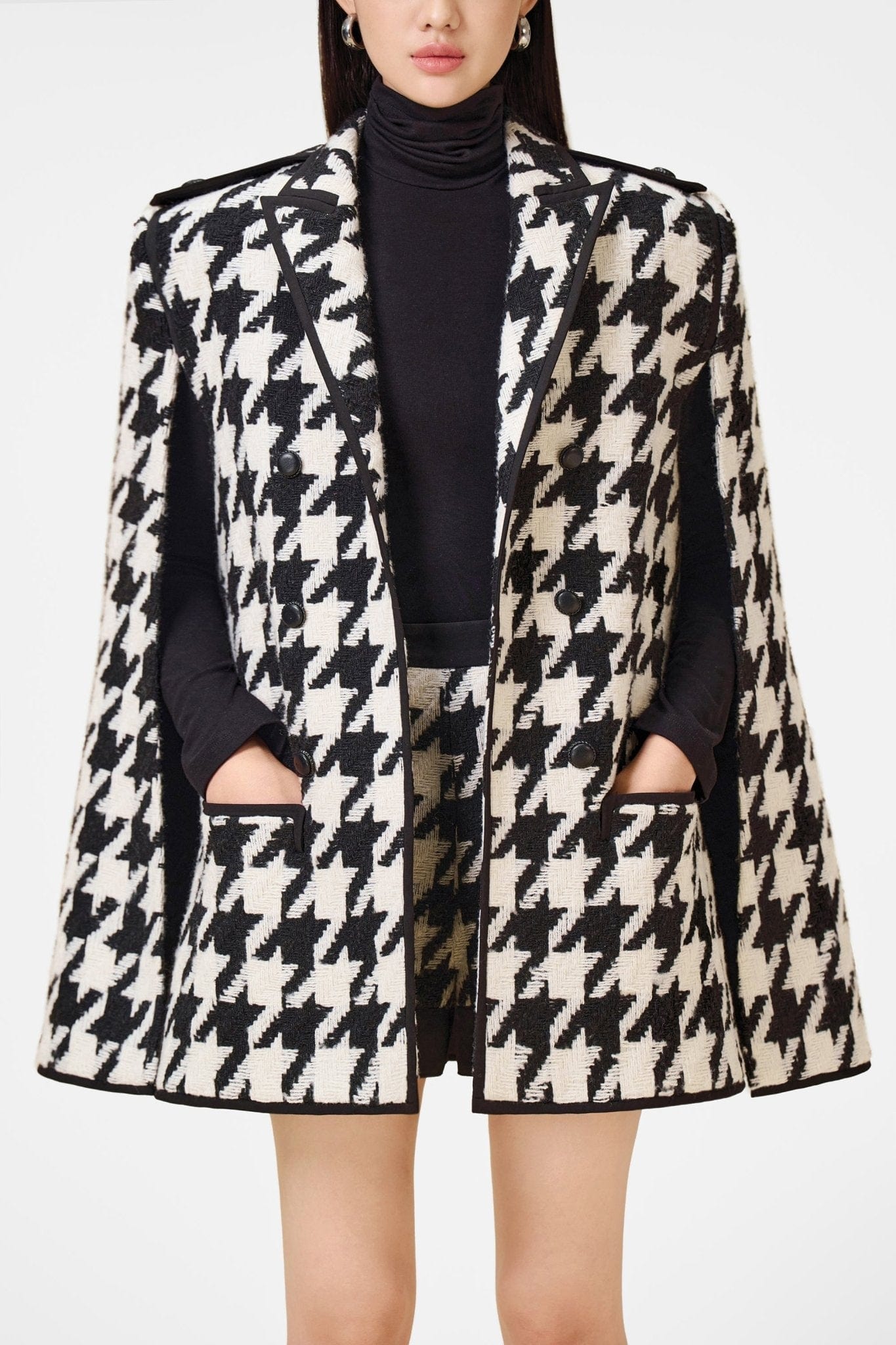 Black Houndstooth Cape - Montsand