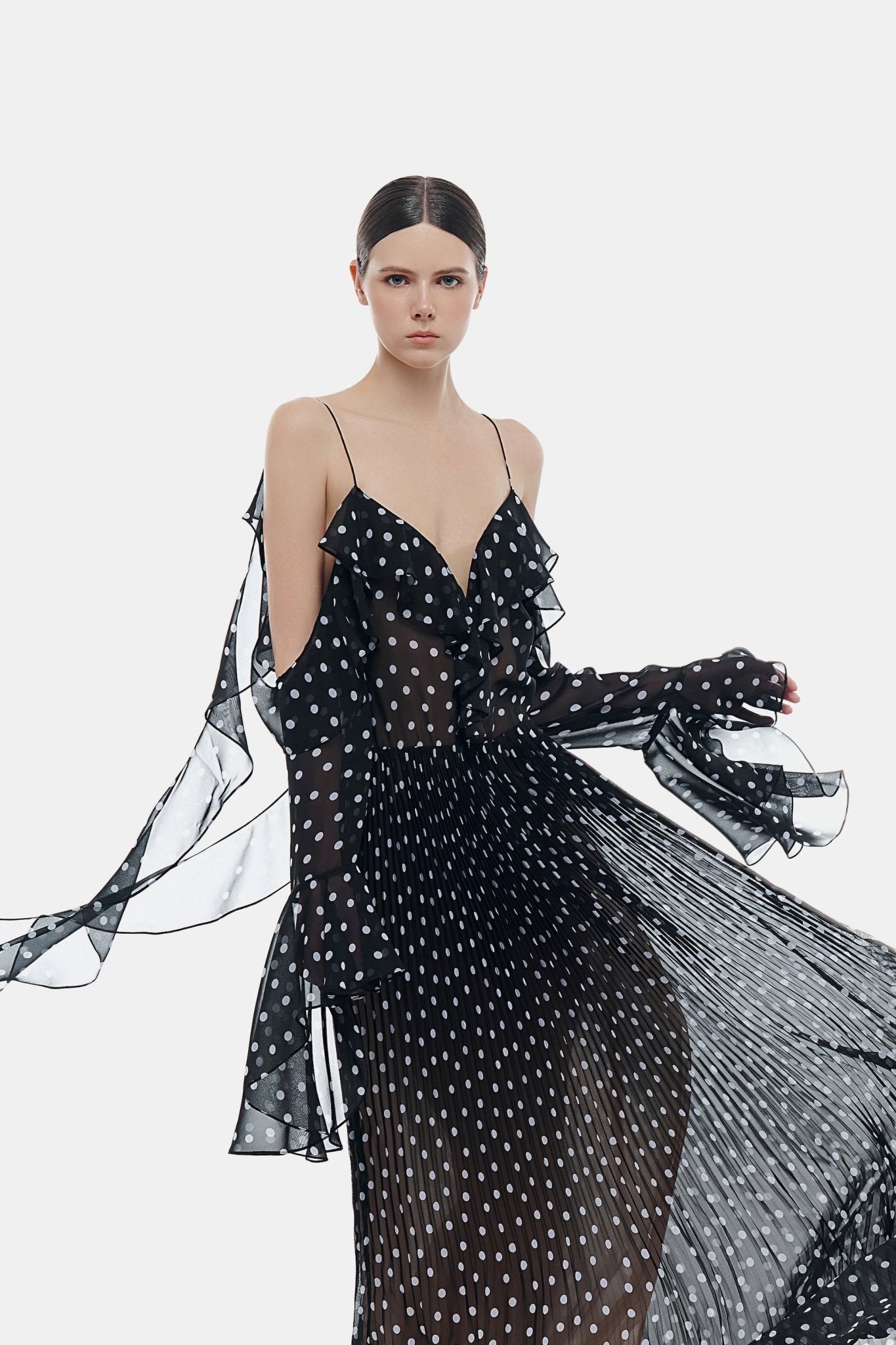 Black Off-shoulder Flowing Dress Dresses Montsand