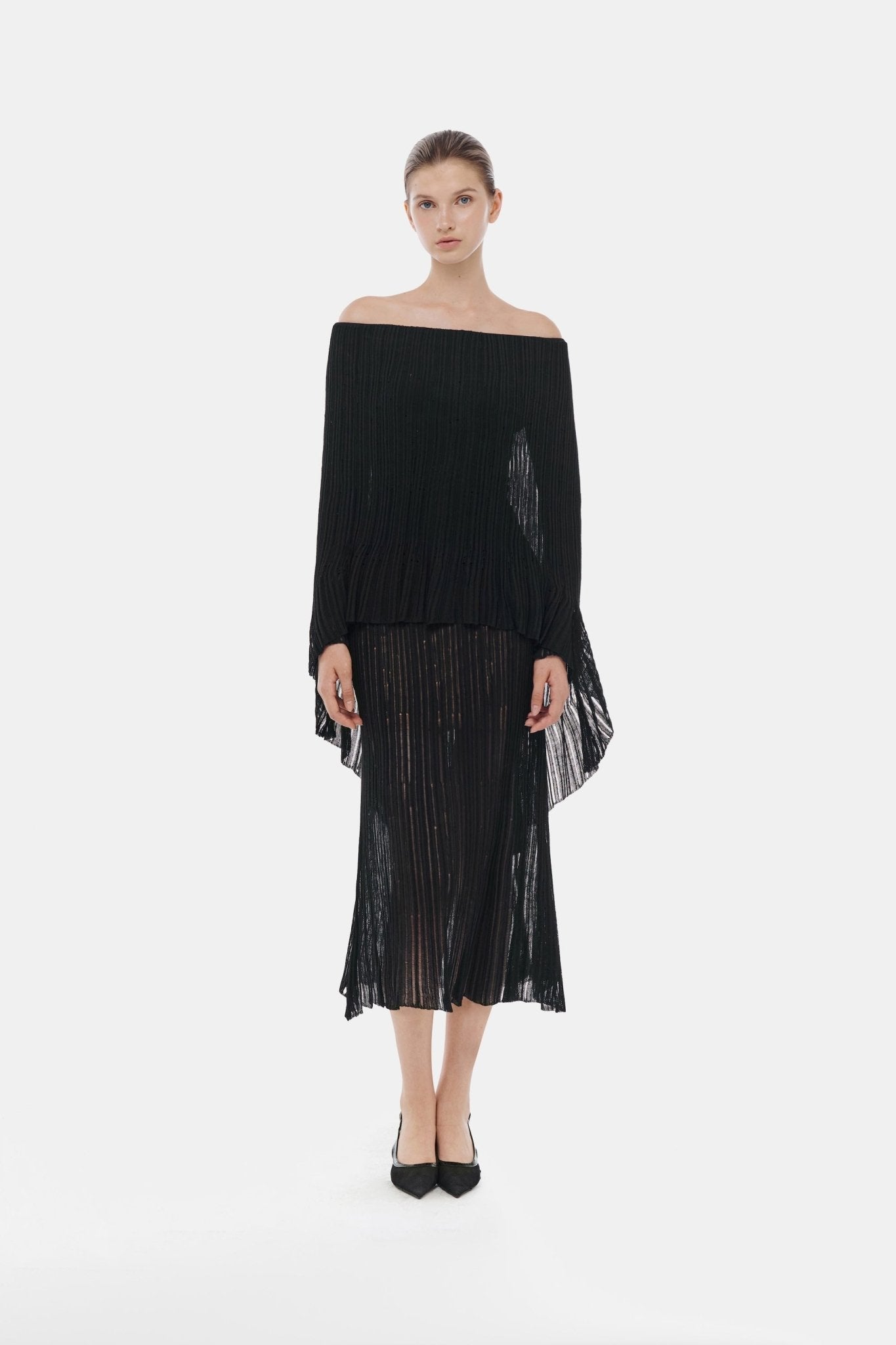Black Off - Shoulder Pleated Midi Dress - Montsand