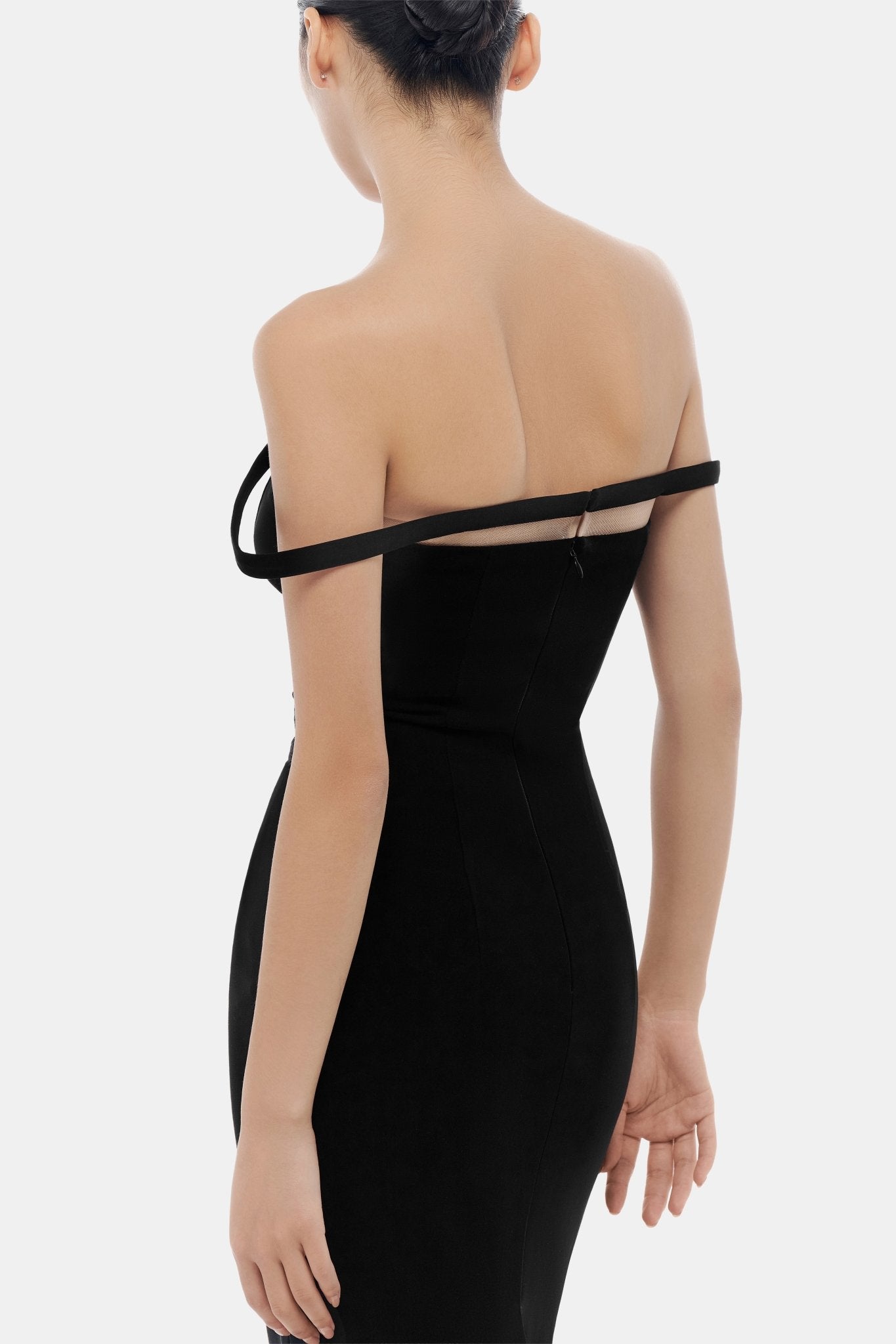 Black Orbit Maxi Dress - Montsand