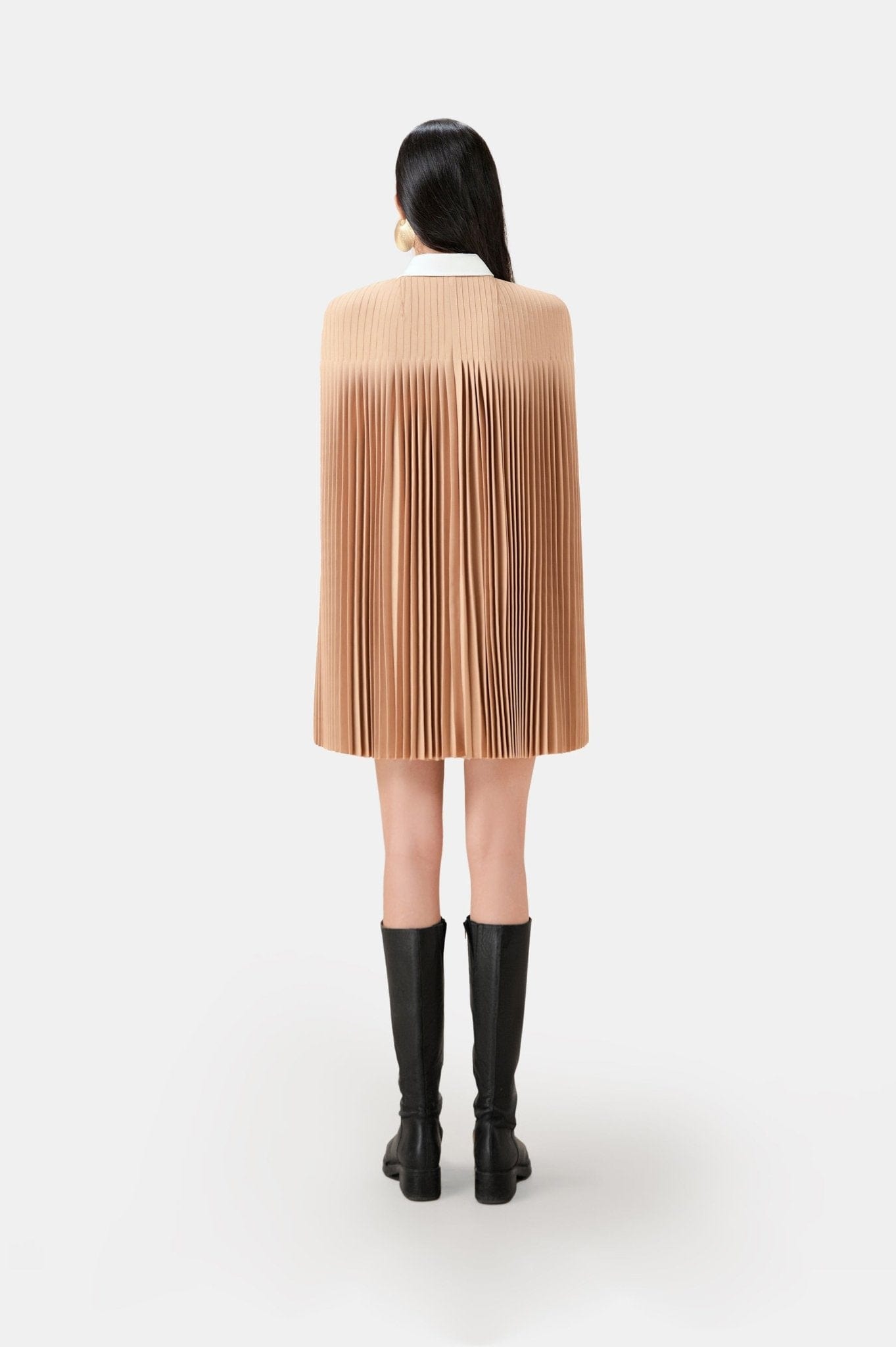 Camel Pleated Cape - Montsand