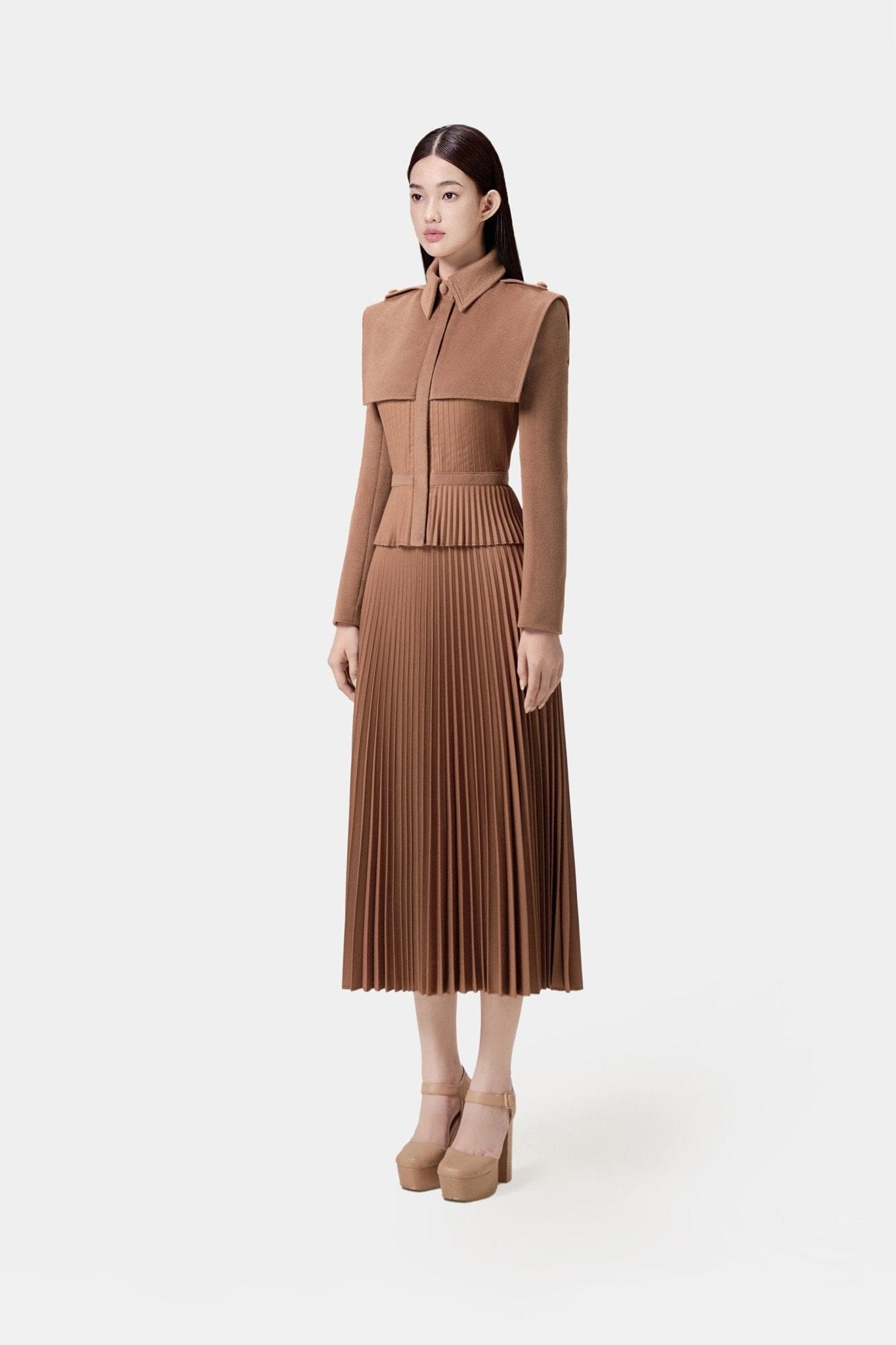 Chocolate Pleat Skirt XL Chocolate Pleat Skirt XL