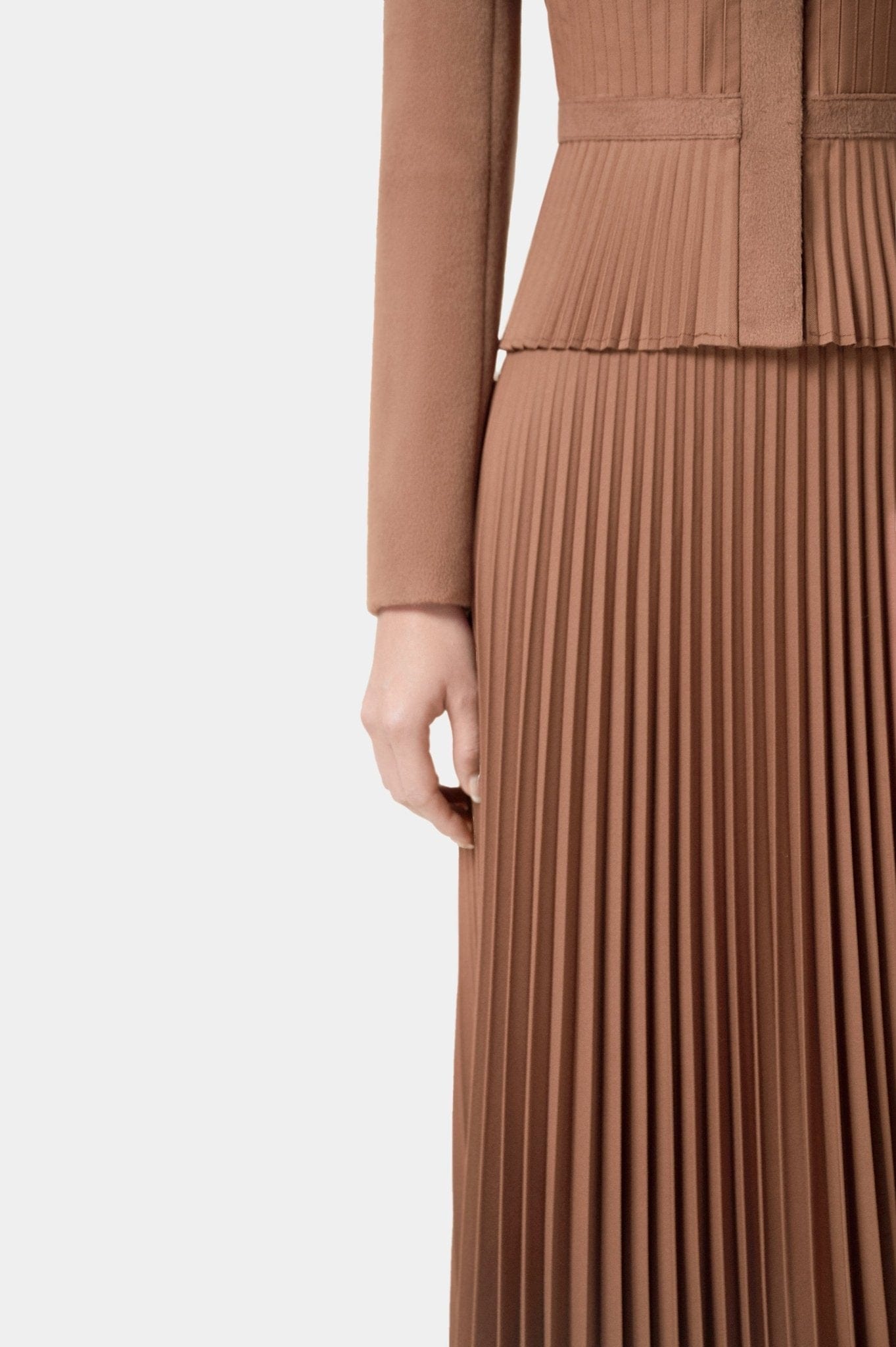 Chocolate Pleat Skirt - Montsand