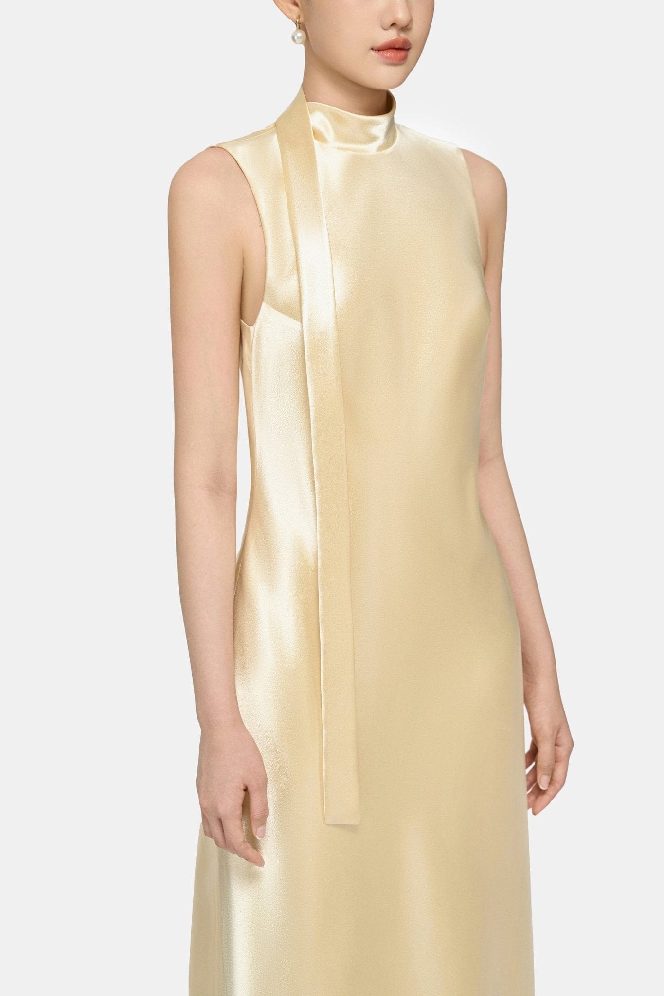 Gold Sleeveless Silk Dress - Montsand
