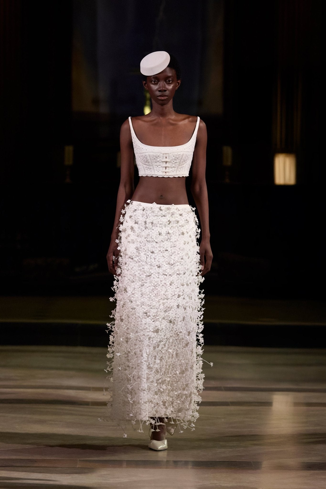 White 3D Floral Set - Montsand