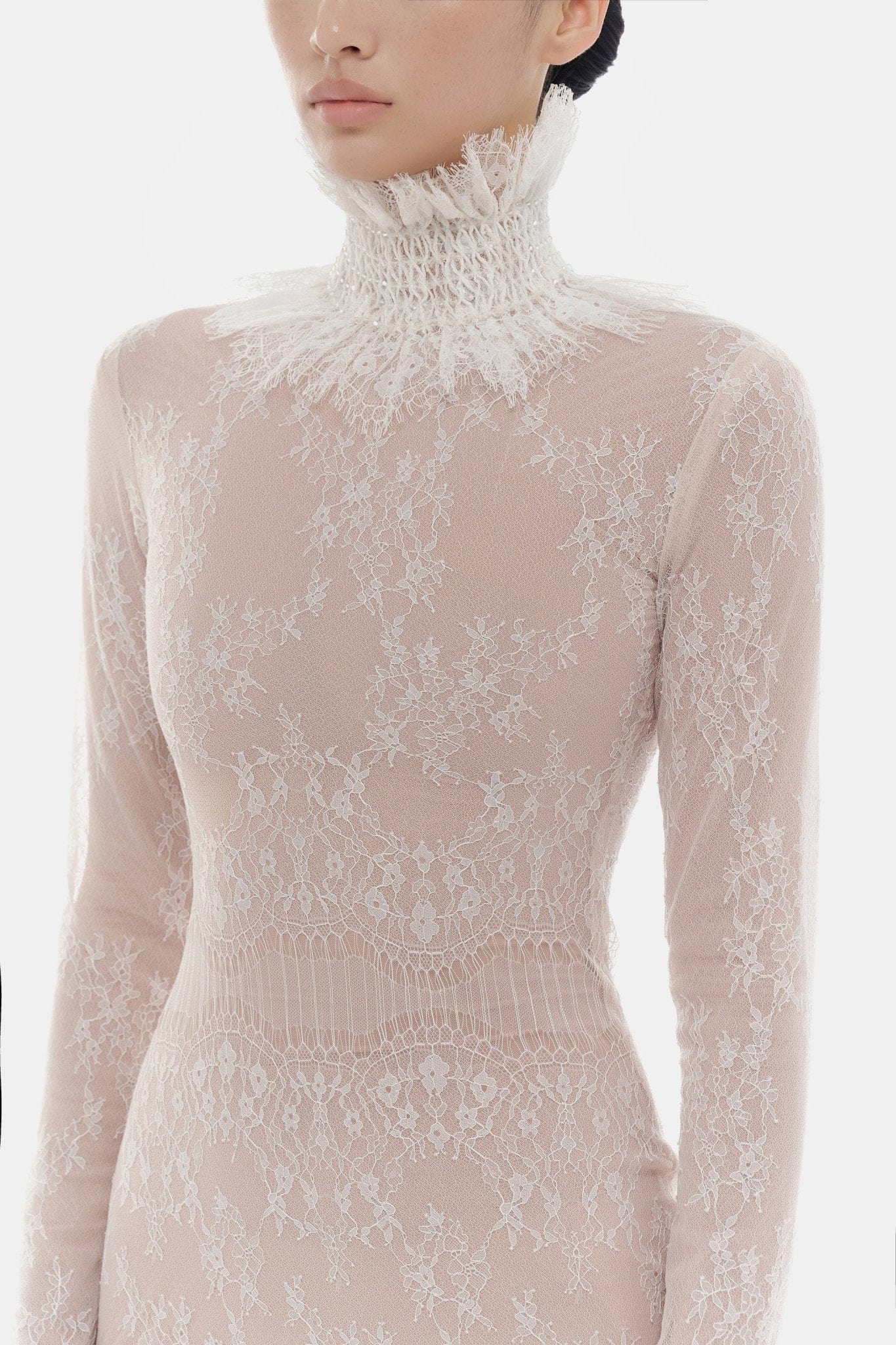 White Floral Lace Maxi Dress M White Floral Lace Maxi Dress M